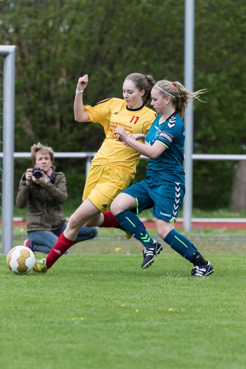 Bild 192 - B-Juniorinnen VfL Oldesloe - JSG Sdtondern : Ergebnis: 2:0